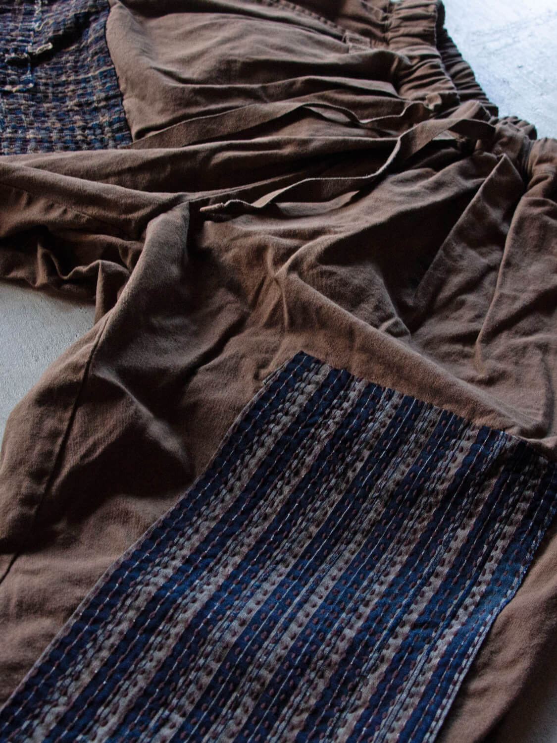 縁日 ボロ 漆染のマタギもんぺ