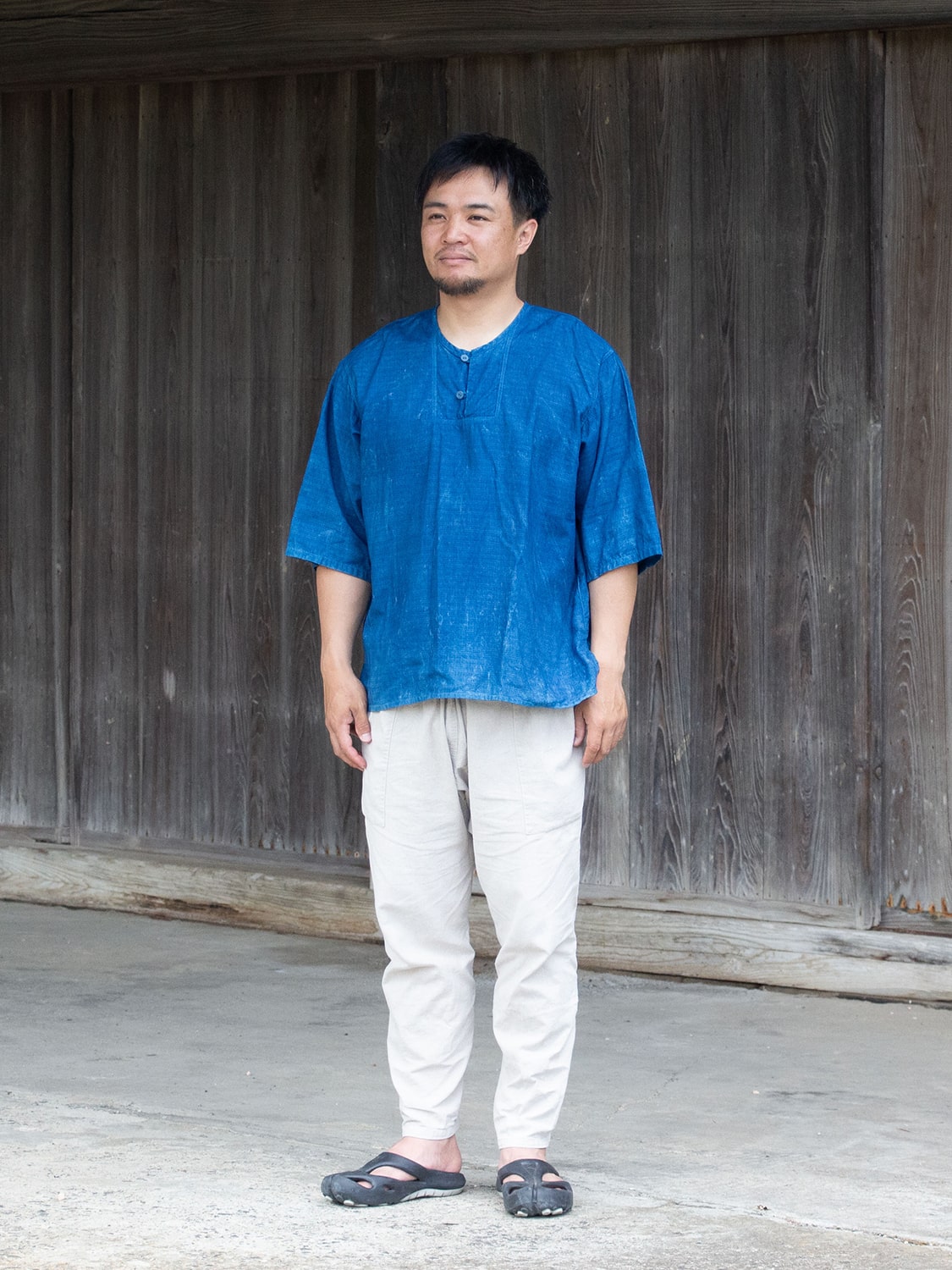 縁日 正藍冷染(しょうあいひやぞめ)の斜子織シャツ(nanakooriSHIRT)
