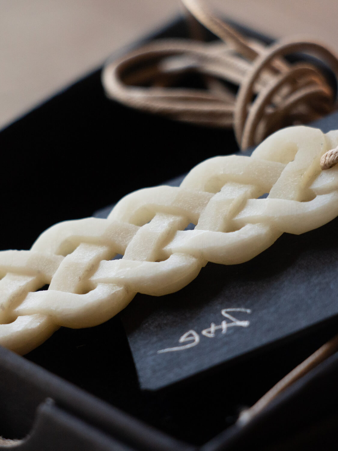 けもの舎　紬　ペンダント