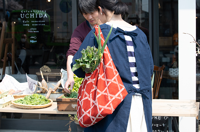 あずま袋の名前の由来とは | 縁日(えんにち)公式オンラインショップ