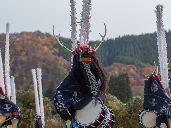 行山流舞川鹿子躍