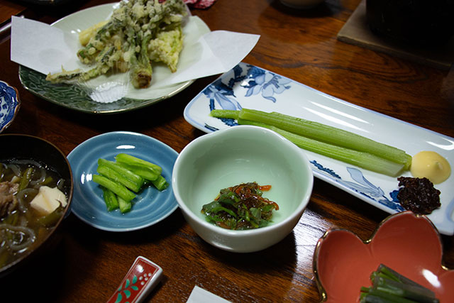 マタギ　マタギもんぺ　松橋旅館