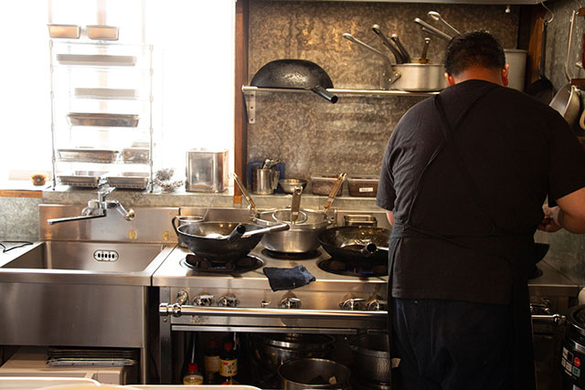 麻婆豆腐 どんどん SAPPAKAMA 縁日 猿袴
