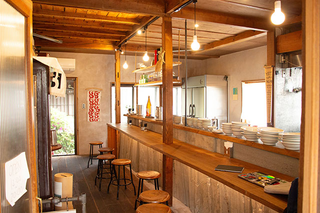 麻婆豆腐 どんどん SAPPAKAMA 縁日 猿袴