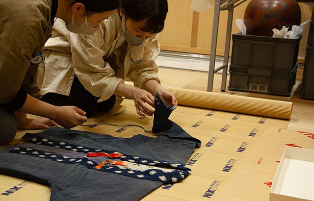 野良着フィールドリサーチ　-収蔵庫で出会った、暮らしのための服-