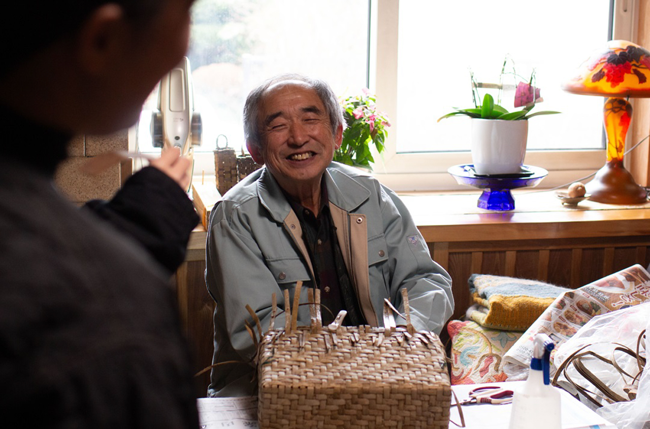 花香房　葡萄かご