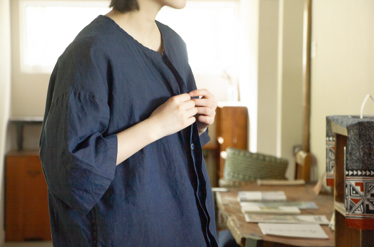 縁日　漆染め ダボシャツ　DABO SHIRT indigo 麻 着用イメージ