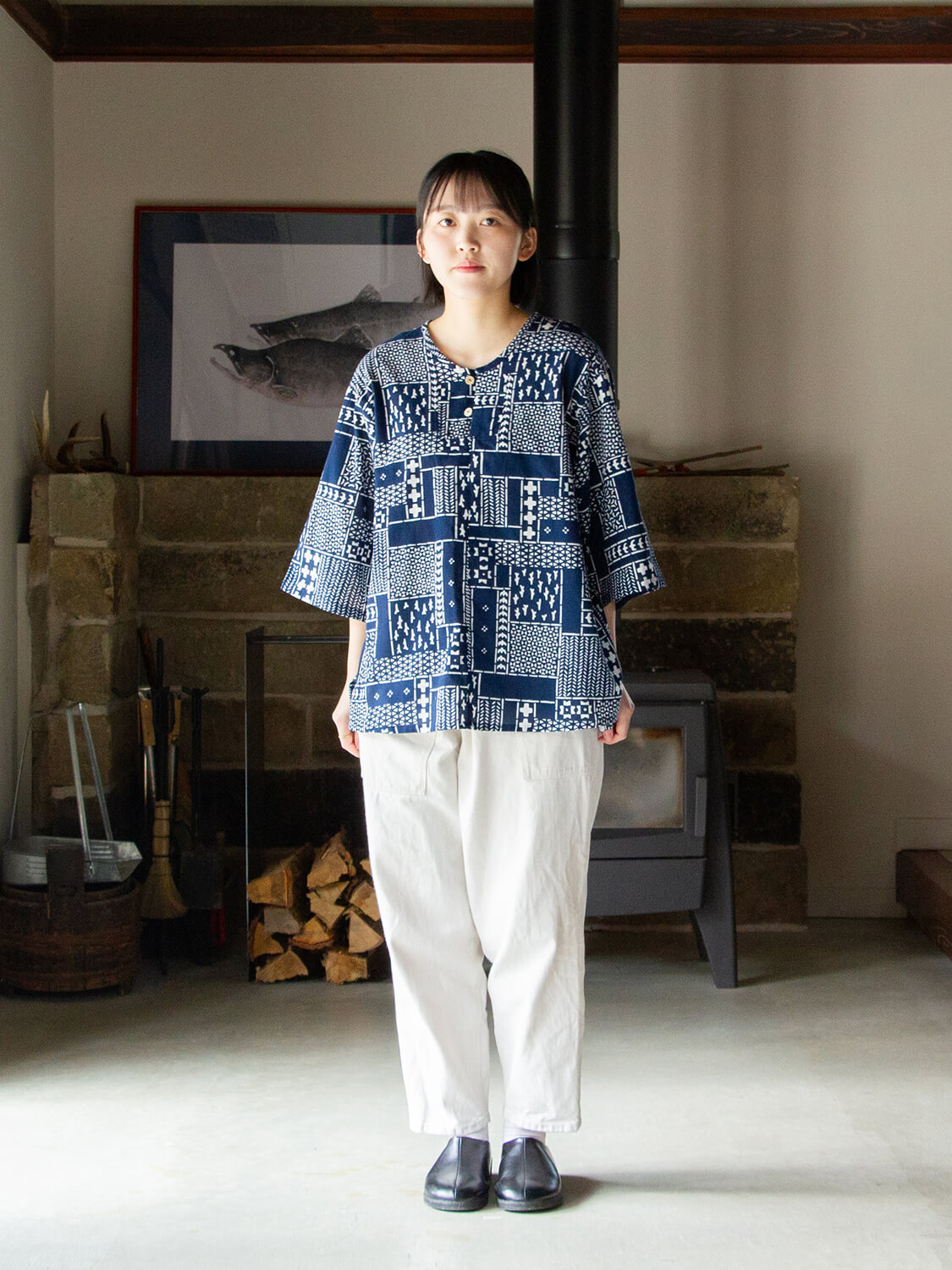 手ぬぐいシャツ よつめ染布舎 縁日 民布 着用イメージ